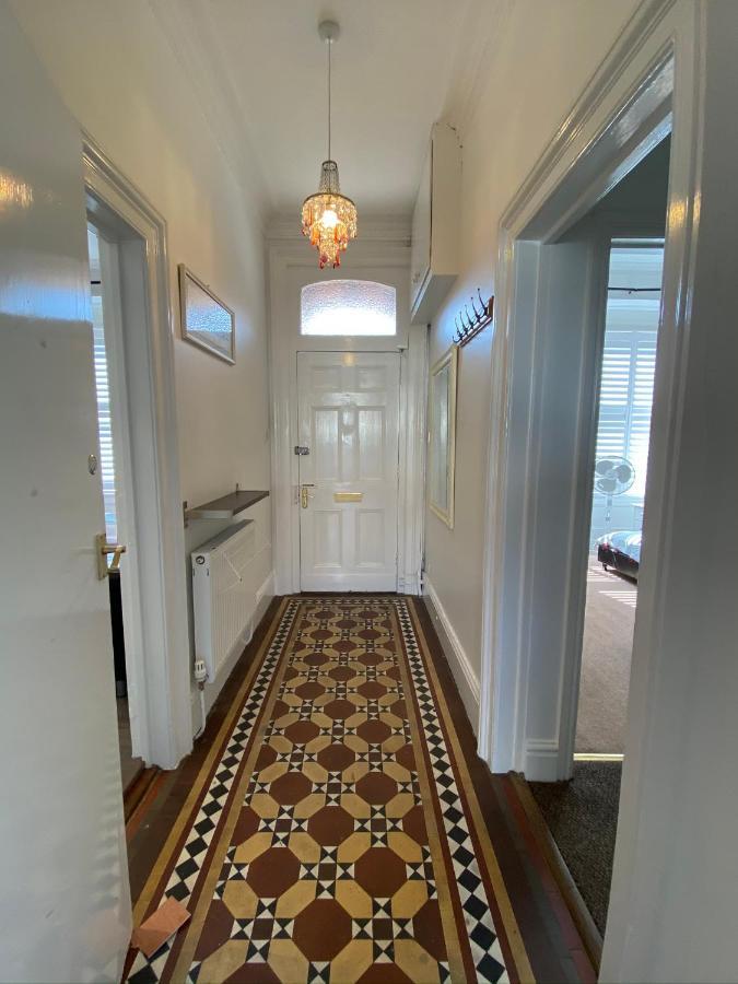 York City Center Apartments With Free Private Parking Buitenkant foto