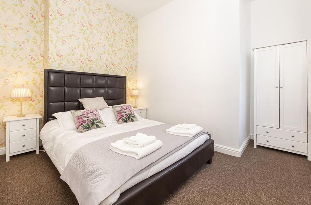 York City Center Apartments With Free Private Parking Buitenkant foto